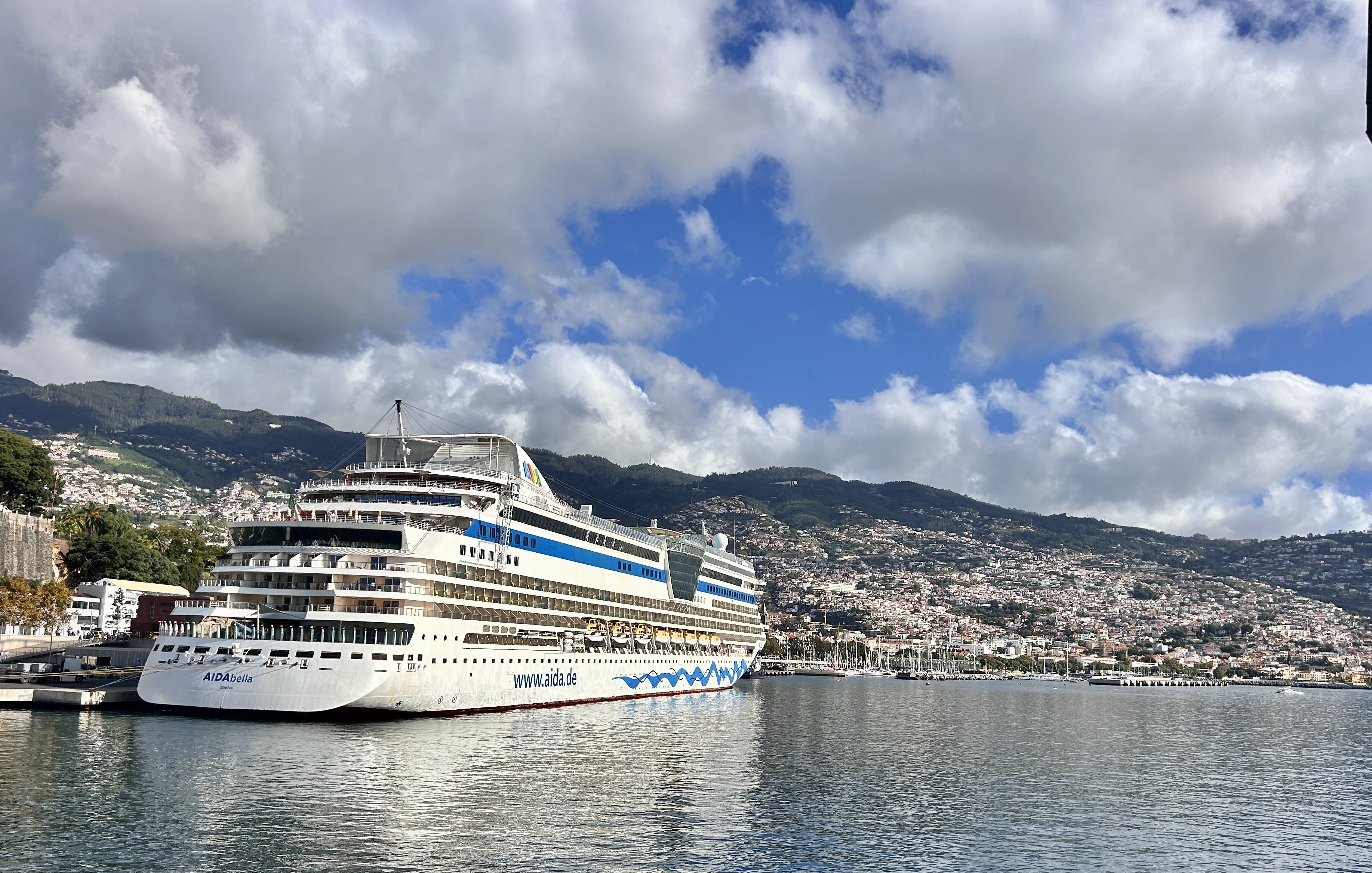 Ambiente: Portos vão ter plataforma que monitoriza emissões de gases dos navios